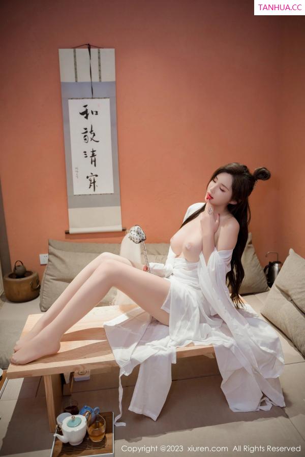 周妍希 奶瓶土肥圆 [XiuRen]高清写真图 2023.10.07 No.7466 Carol周妍希 仙姑美臀第58张图片